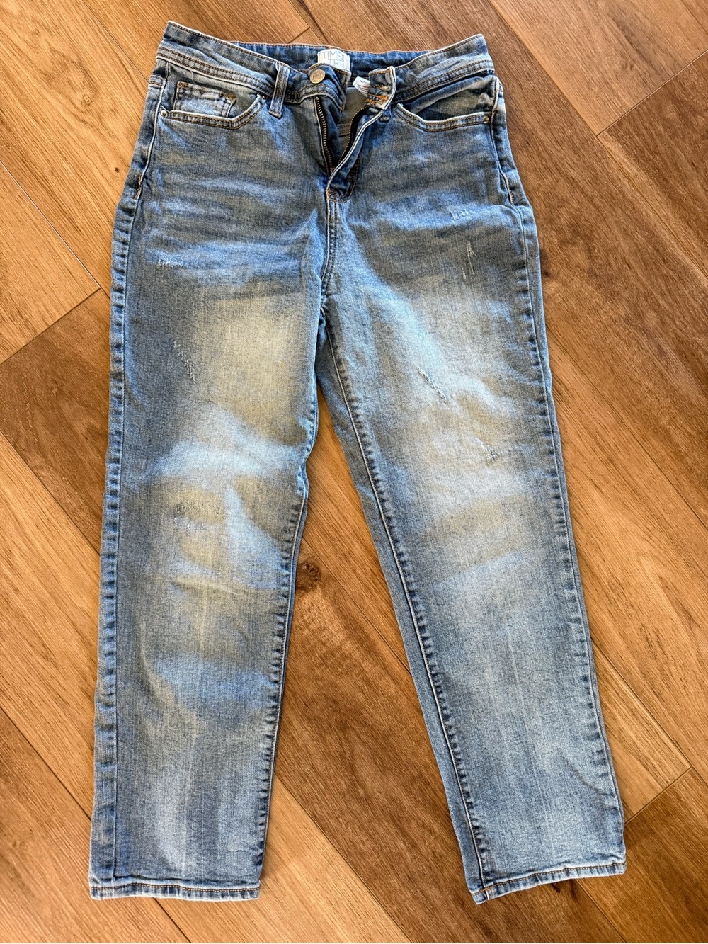 Time and Tru Light Blue Cropped Women's Jeans